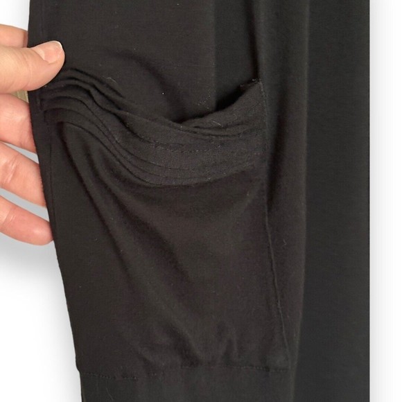 Calvin Klein Sleeveless Black A Line Rayon V Neck Size Medium Front Pockets - Picture 3 of 8